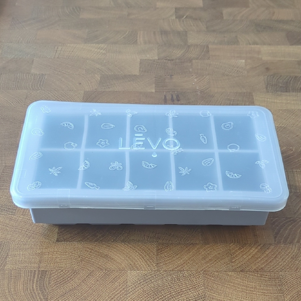 Levo Silicone Herb Block Tray